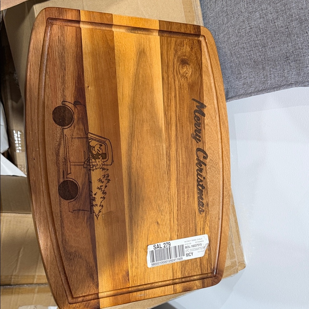 Elegant Wooden Cutting Board
